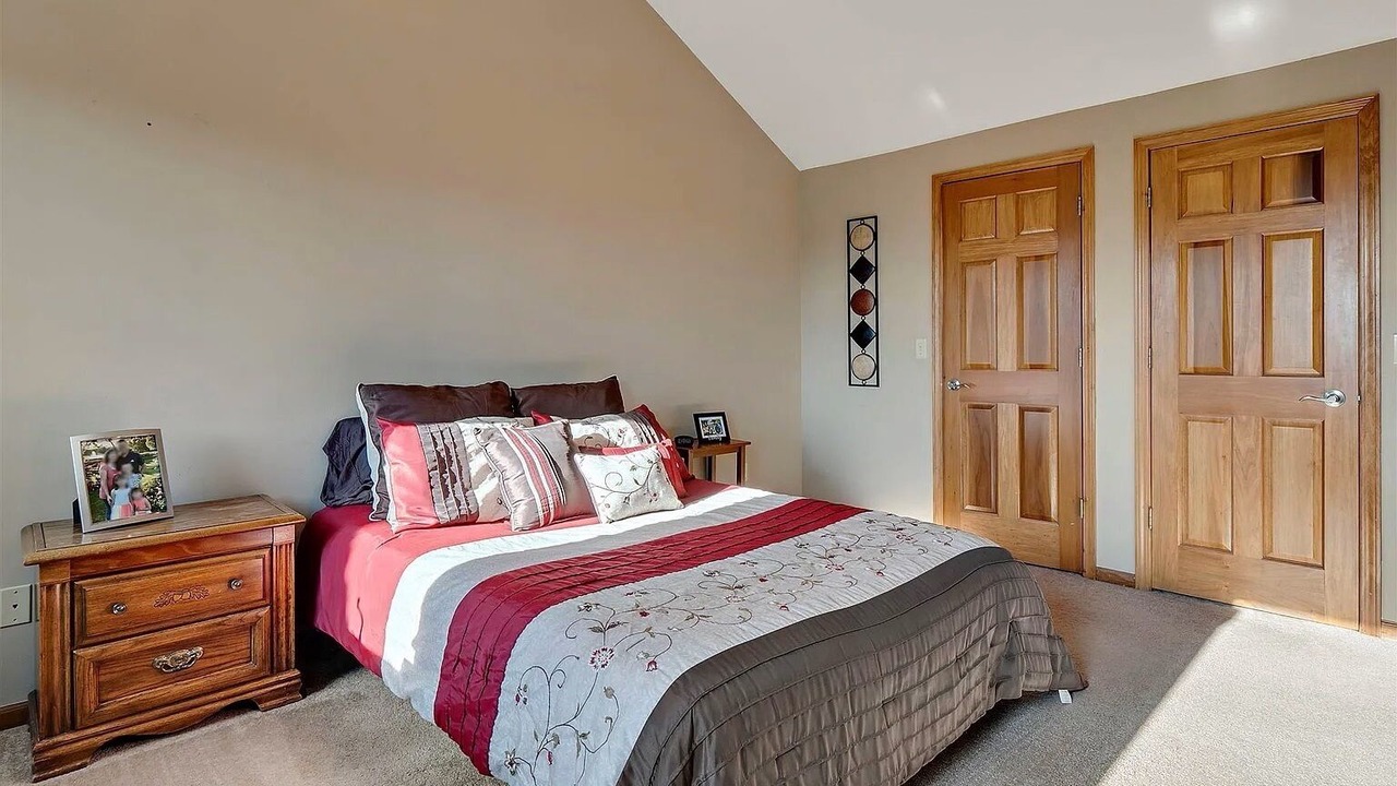 Photo of Bedroom in Saint Marys  Allen County