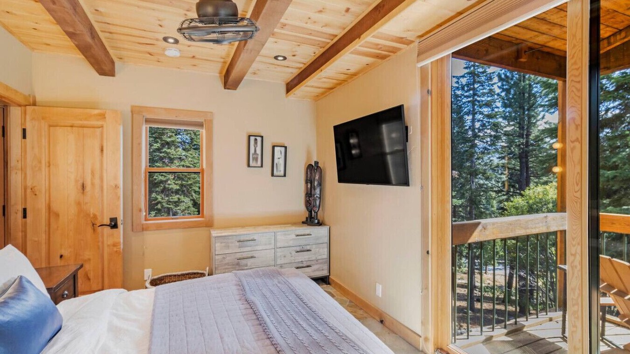 Photo of Bedroom in Truckee