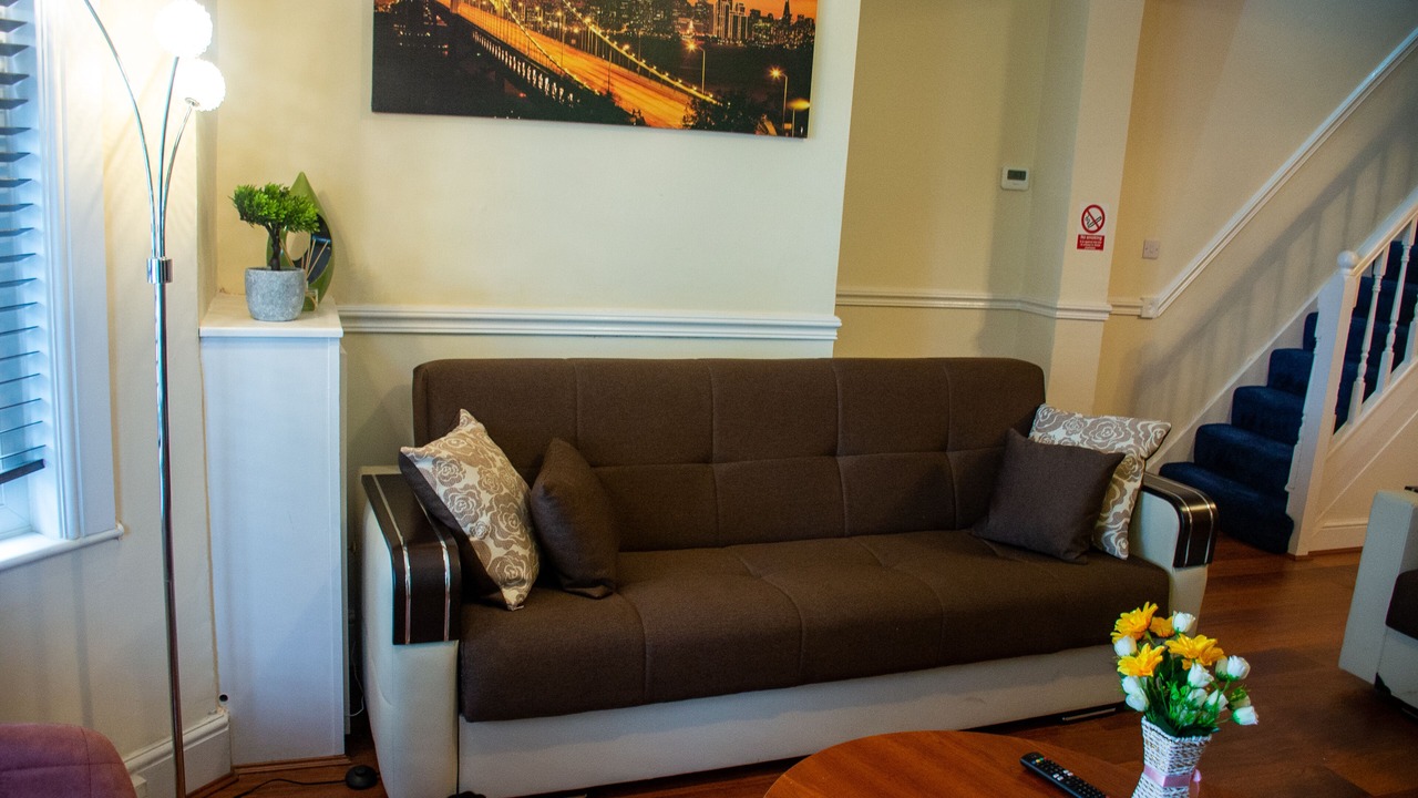 Photo of Livingroom in Northampton