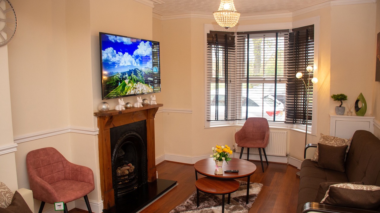 Photo of Livingroom in Northampton