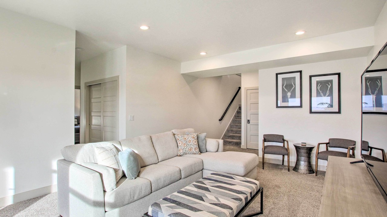 Photo of Livingroom in Wolf Creek