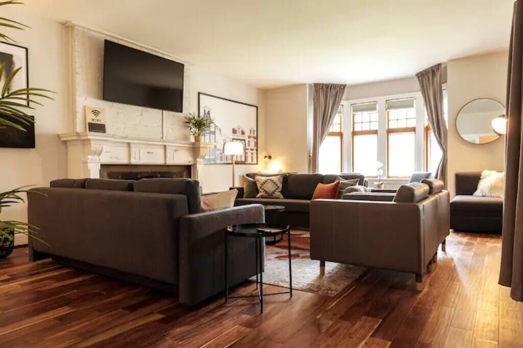 Photo of Livingroom in Lower East Side