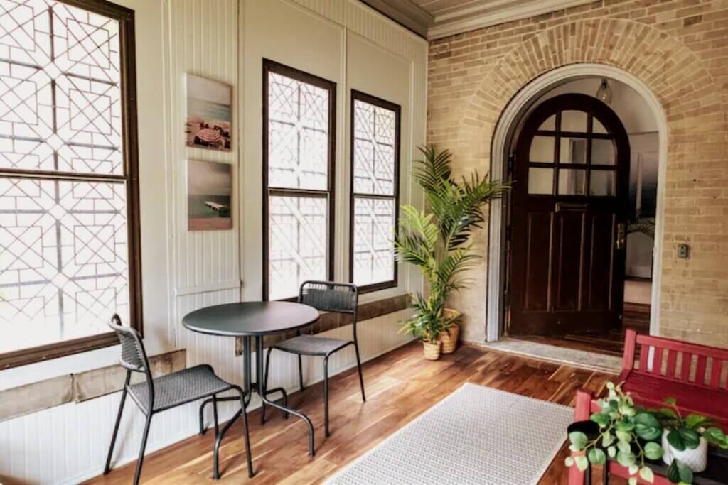 Photo of Others in Lower East Side