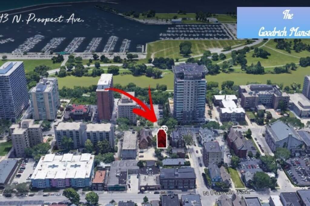 Photo of Others in Lower East Side