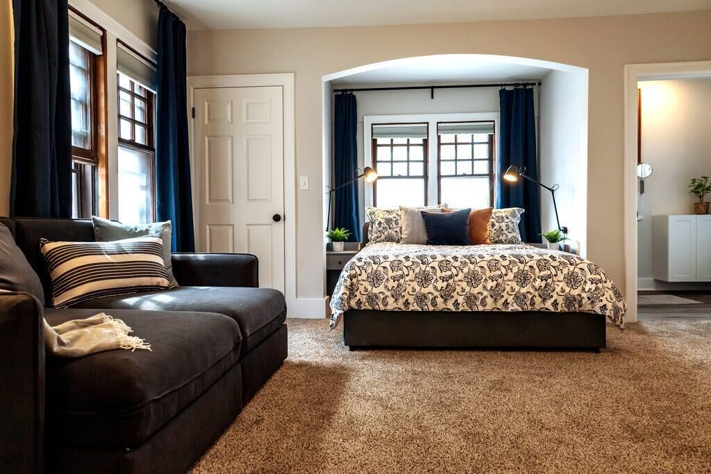 Photo of Bedroom in Lower East Side