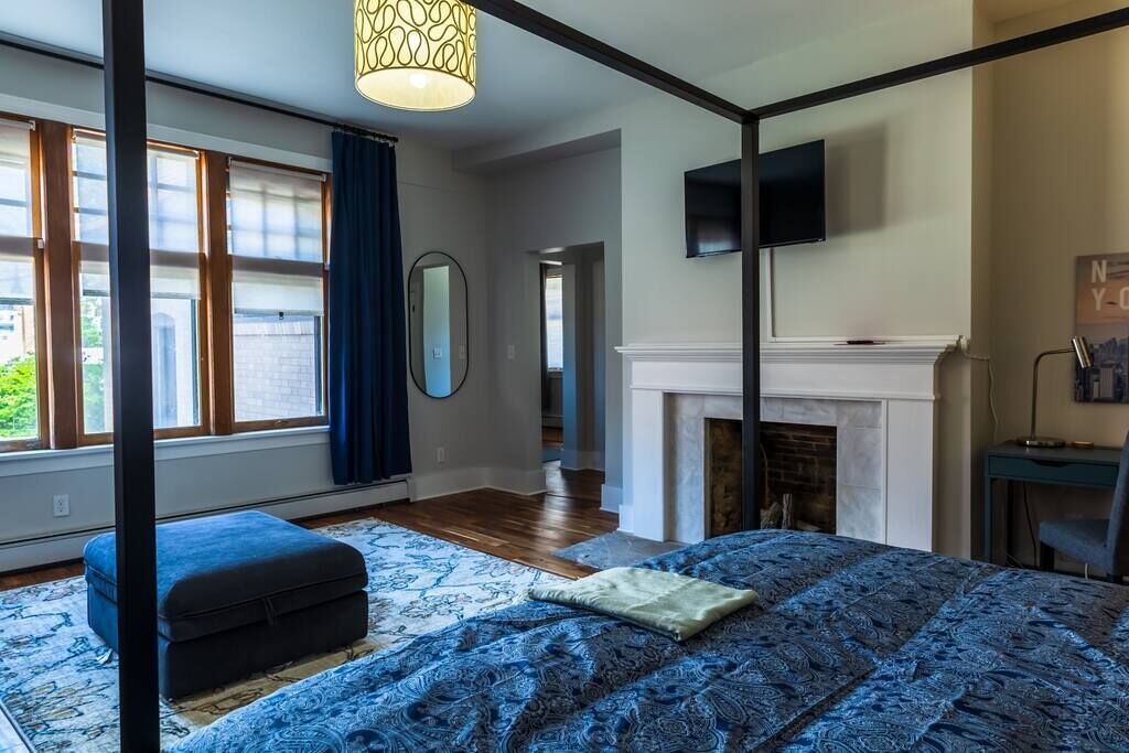 Photo of Bedroom in Lower East Side