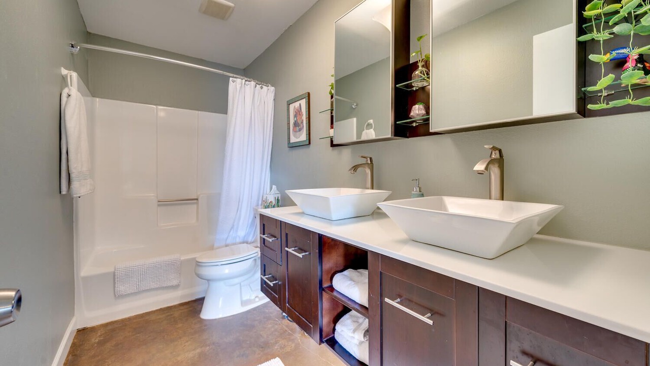 Photo of Bathroom in Cherrywood