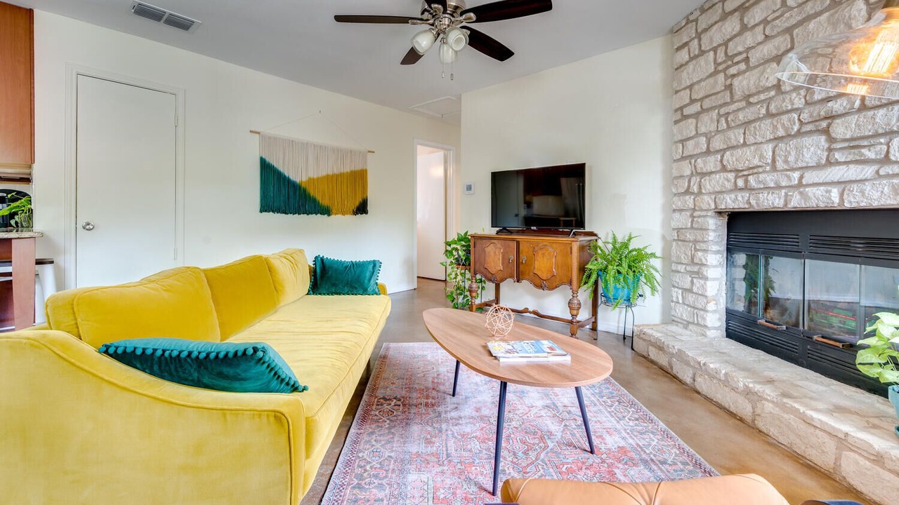 Photo of Livingroom in Cherrywood