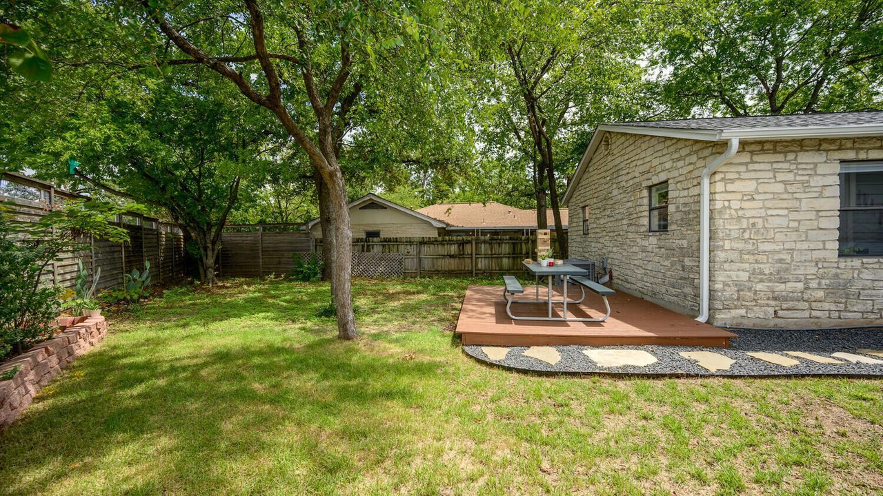 Photo of Outdoor in Cherrywood