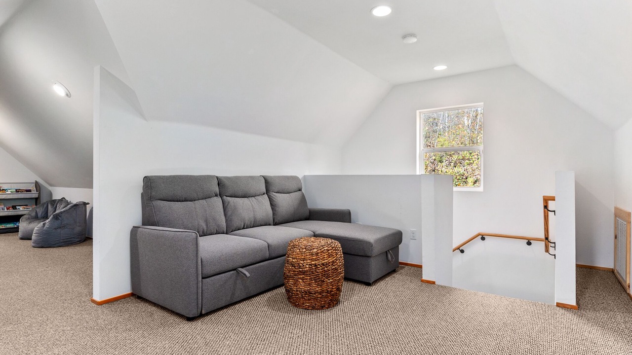 Photo of Others in Gold Bar