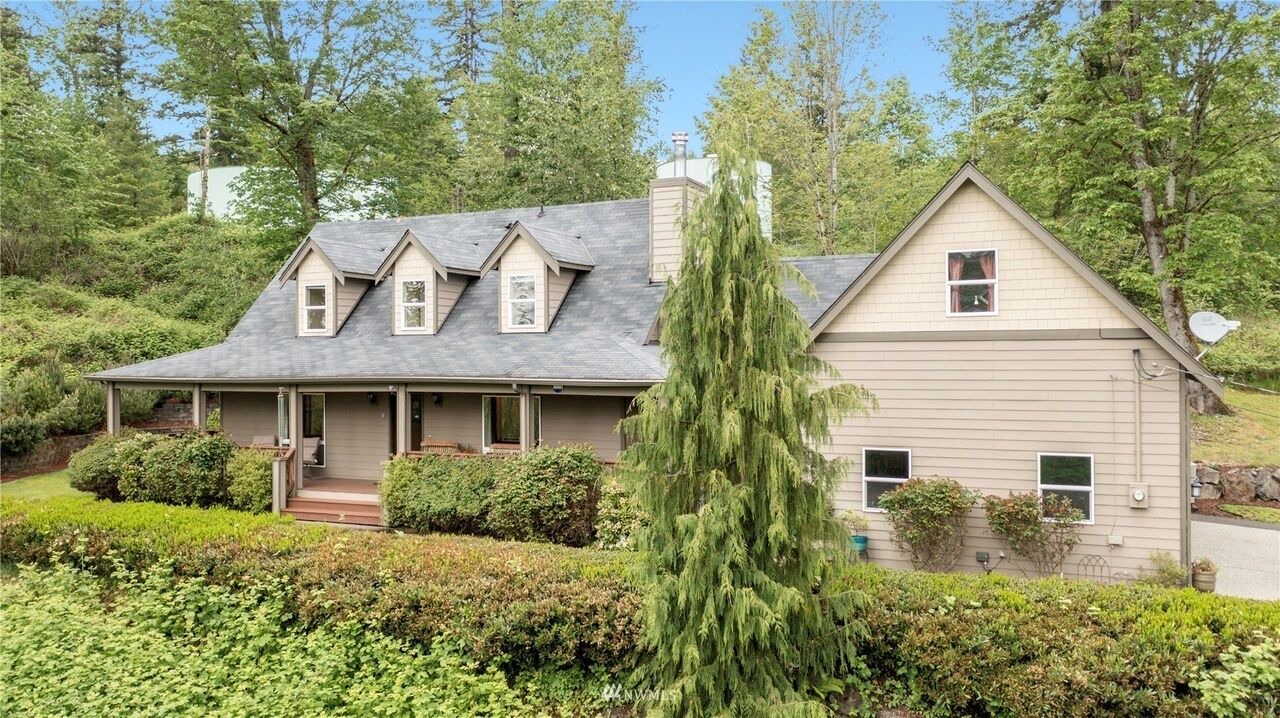 Photo of Outdoor in Gold Bar