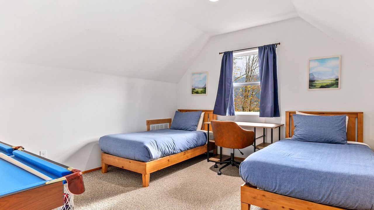 Photo of Bedroom in Gold Bar