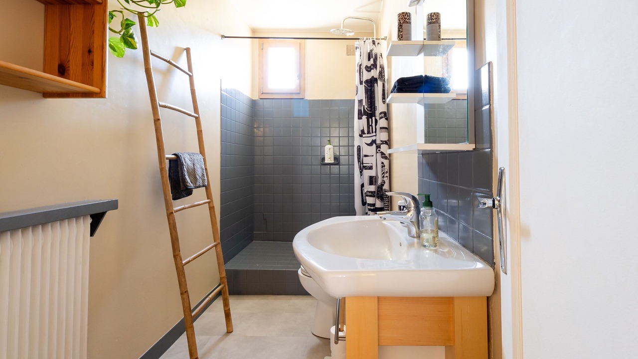 Photo of Bathroom in Romagnat