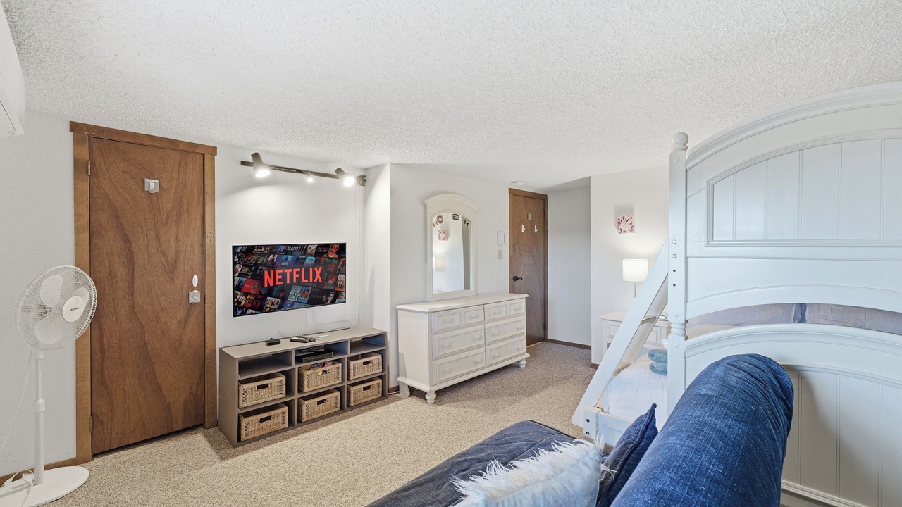 Photo of Bedroom in Village at Camelback