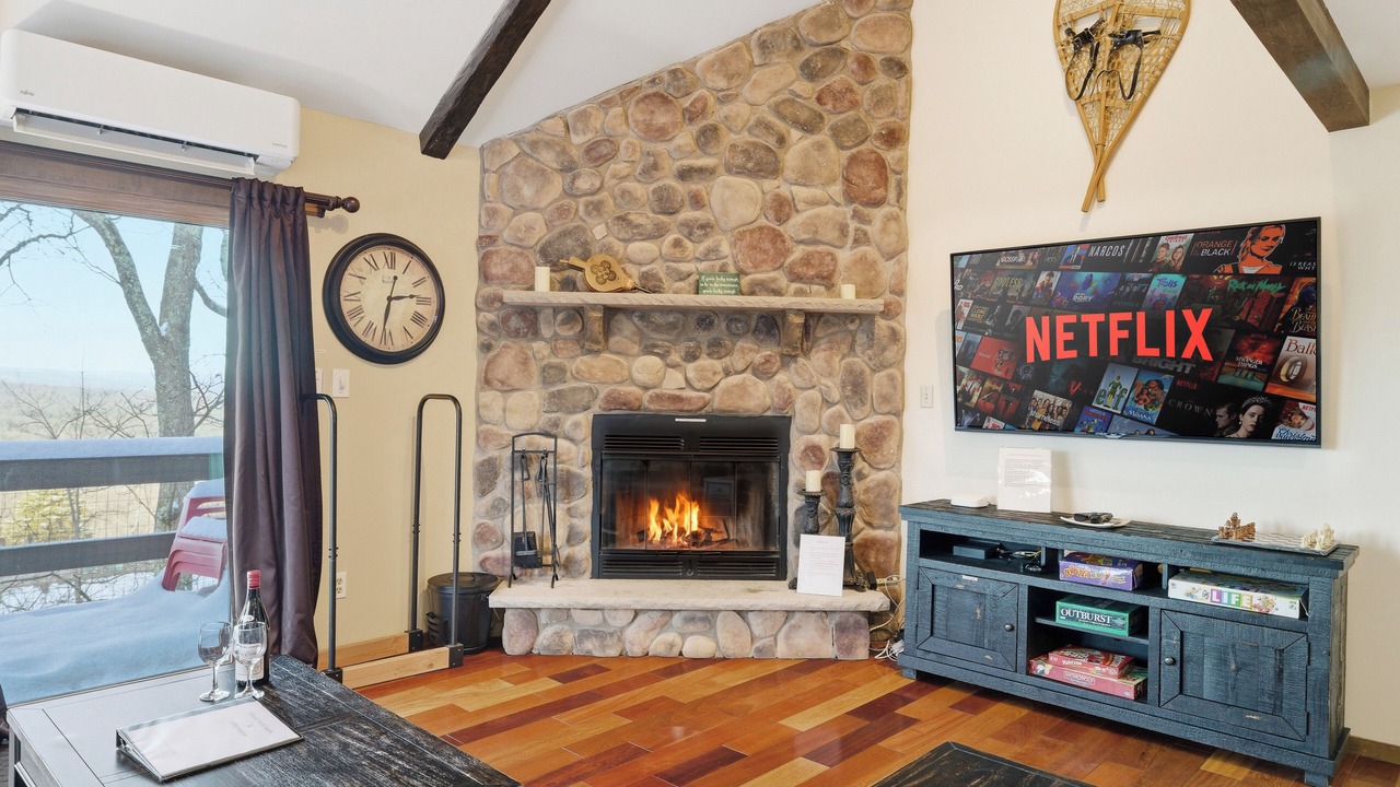 Photo of Livingroom in Village at Camelback