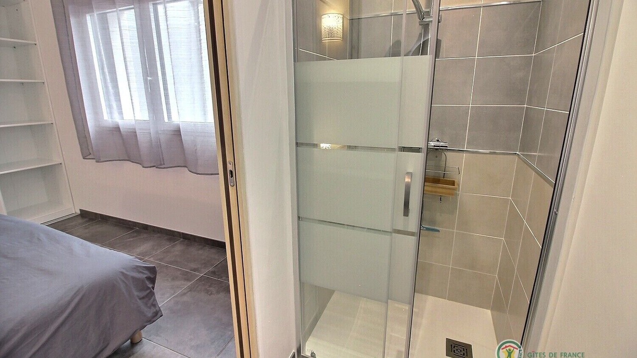 Photo of Bathroom in Pleubian