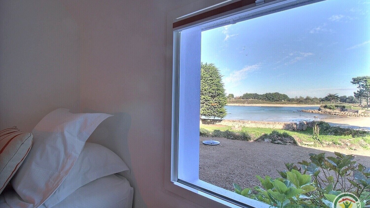 Photo of Bedroom in Tregastel