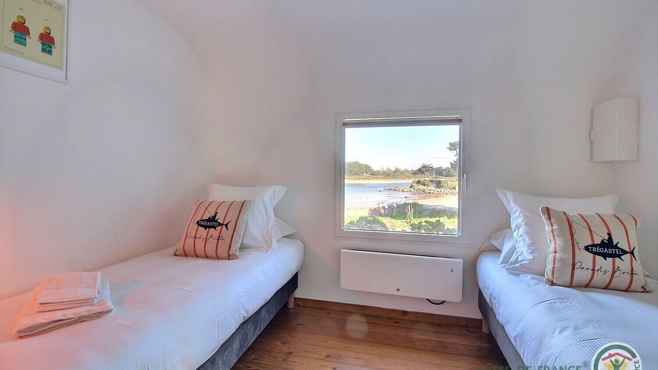 Photo of Bedroom in Tregastel