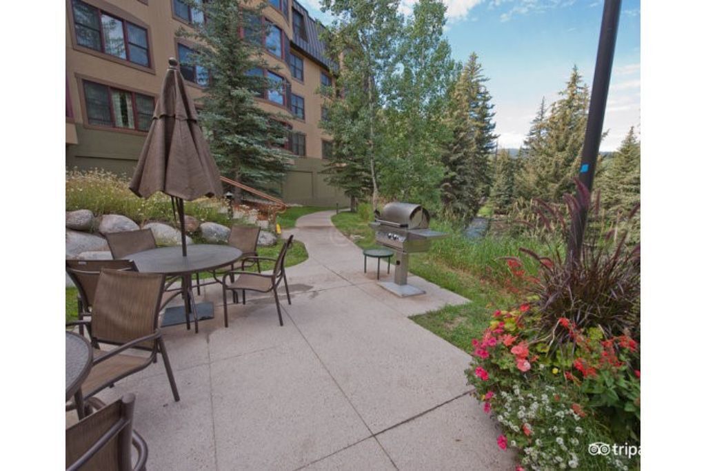 Photo of Outdoor in Highland Meadows