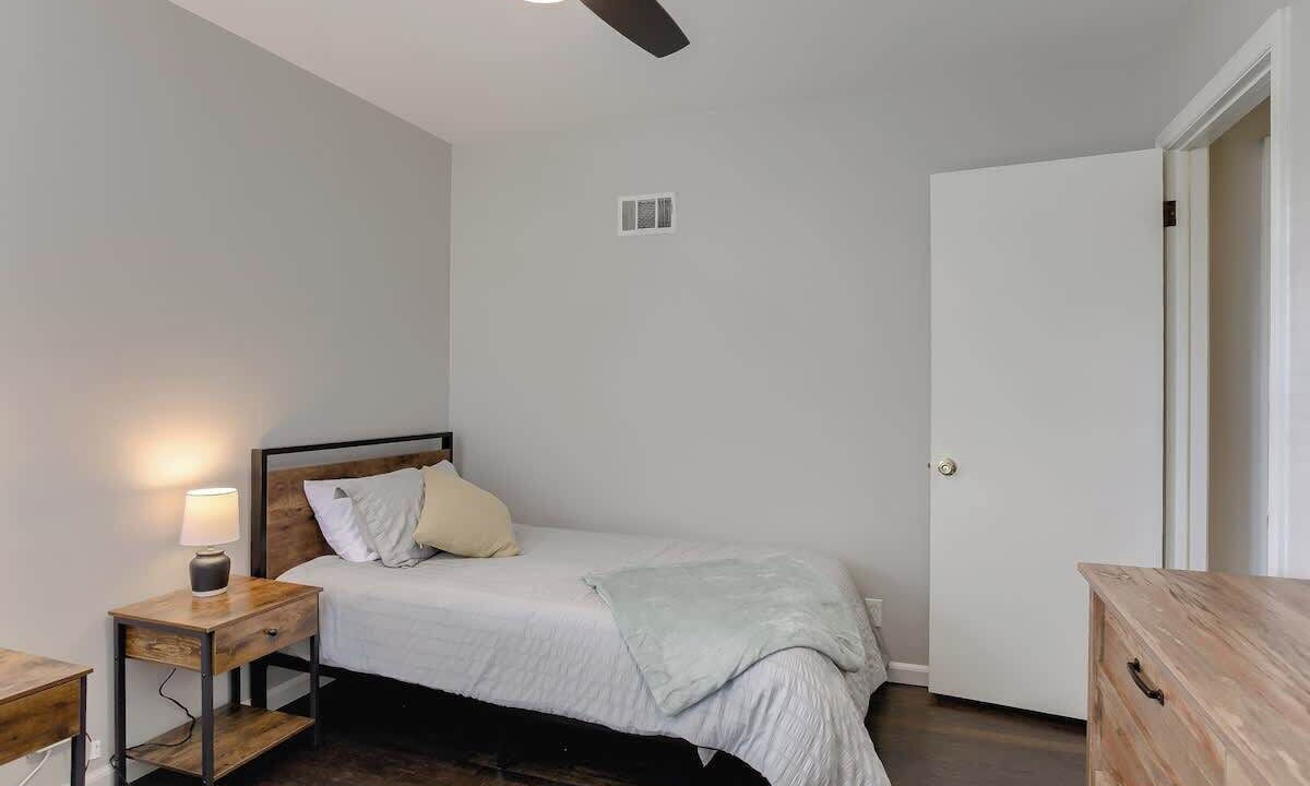 Photo of Bedroom in Mission