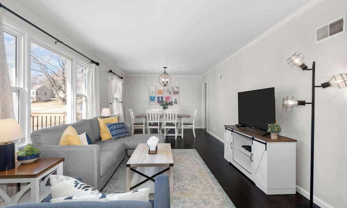 Photo of Livingroom in Mission