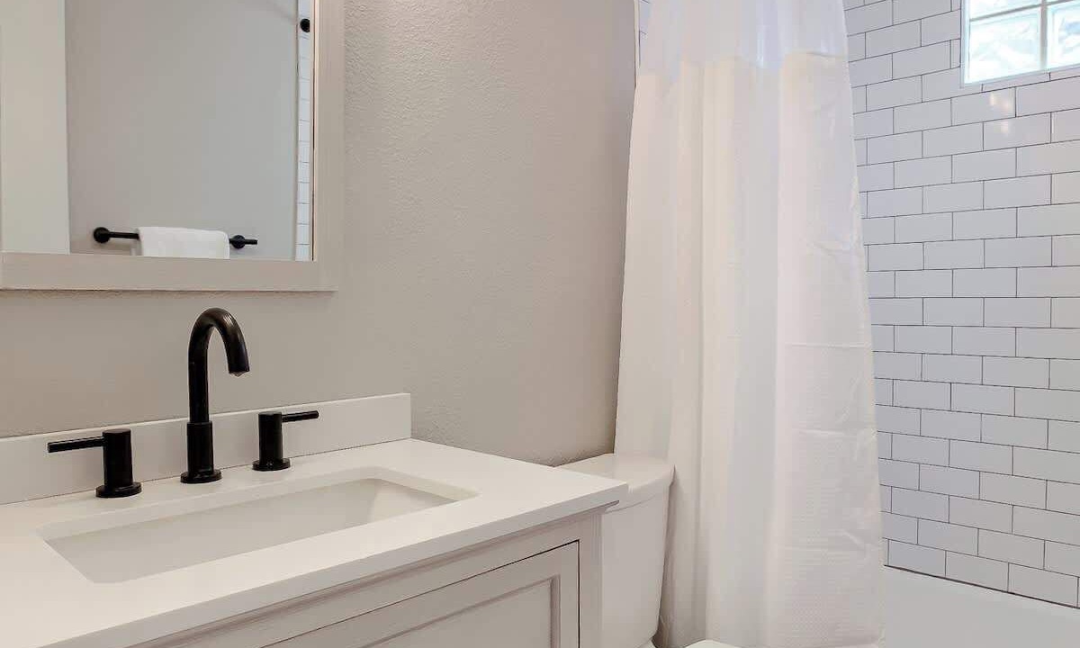 Photo of Bathroom in Mission