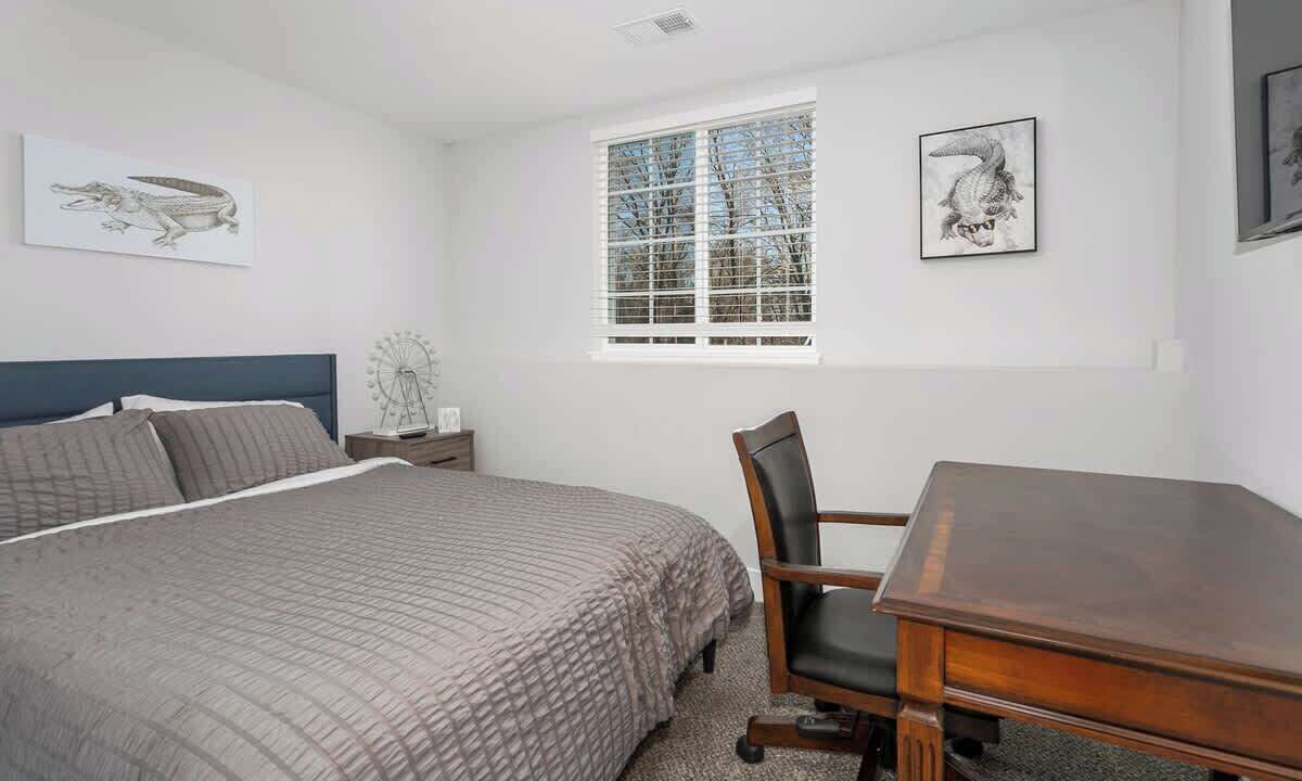 Photo of Bedroom in Claycomo