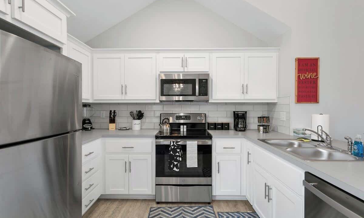 Photo of Kitchen in Claycomo
