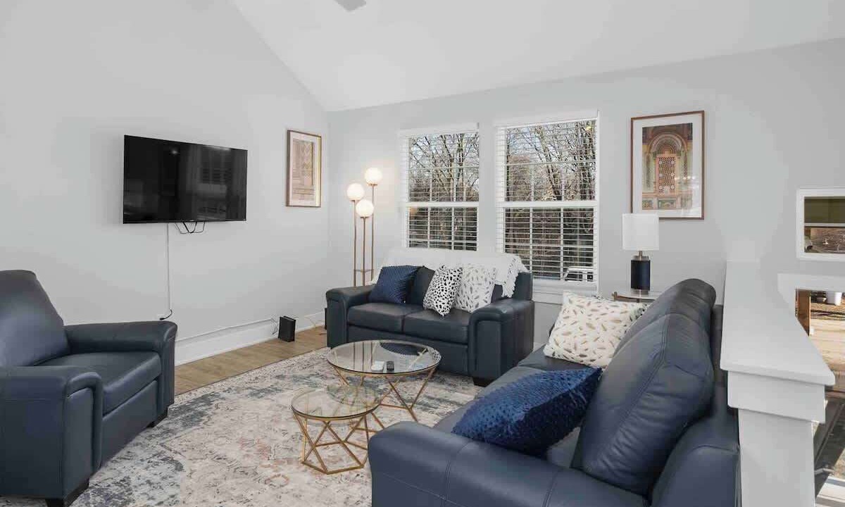 Photo of Livingroom in Claycomo