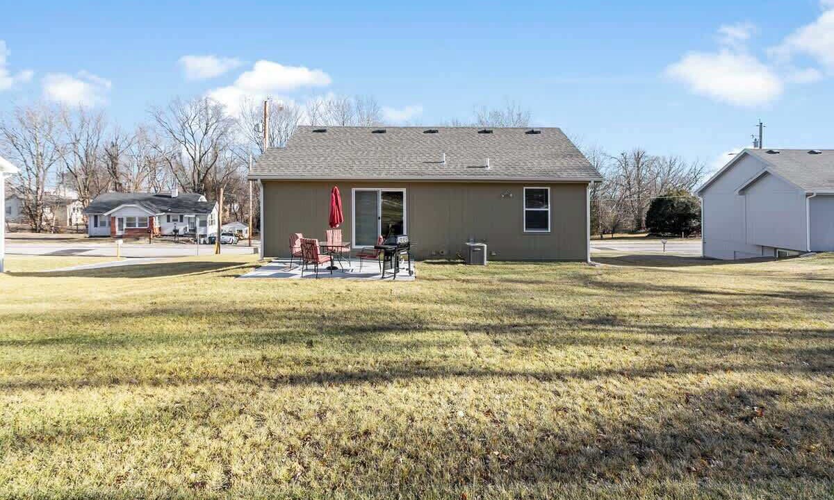 Photo of Outdoor in Claycomo