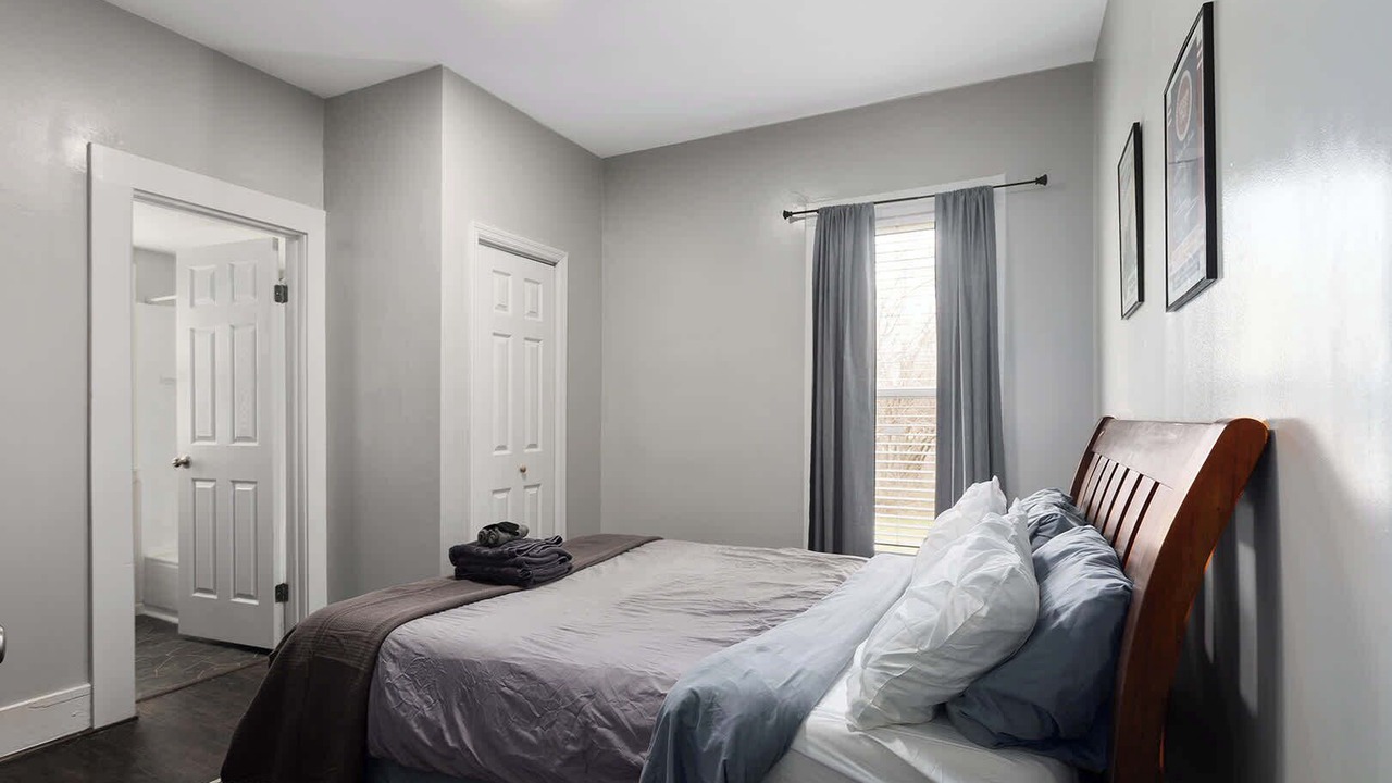 Photo of Bedroom in Lee's Summit