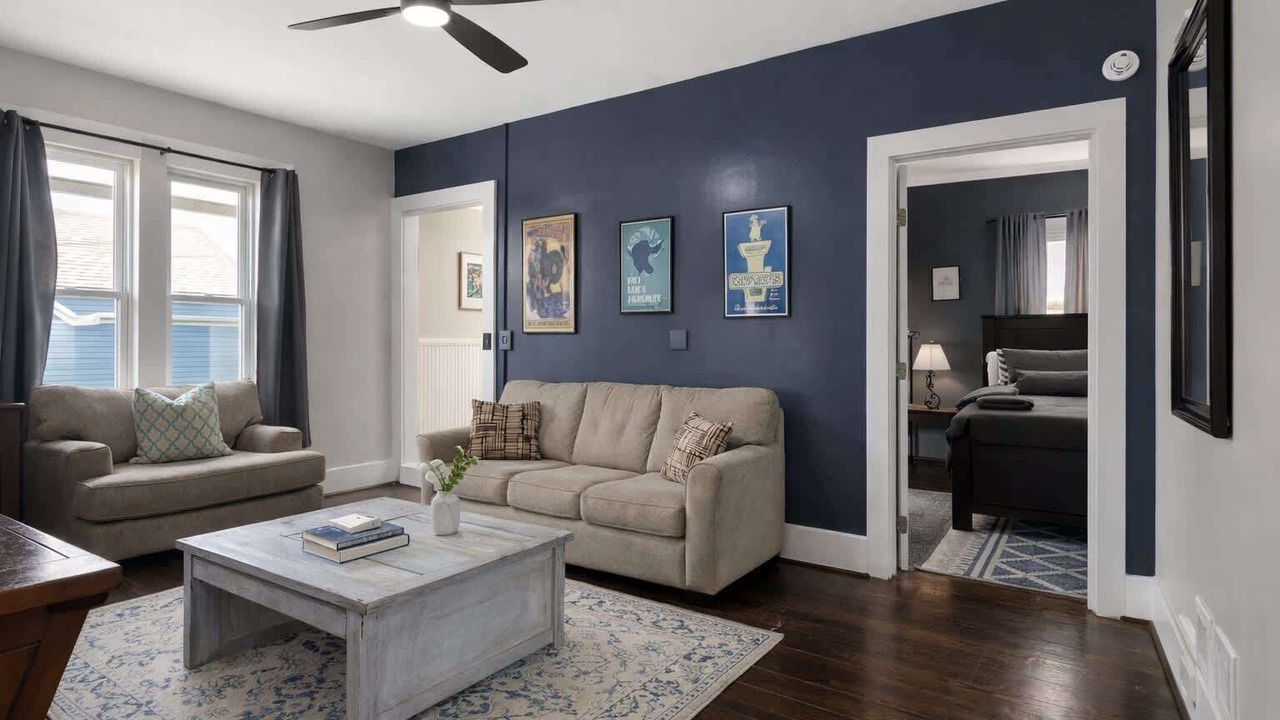 Photo of Livingroom in Lee's Summit