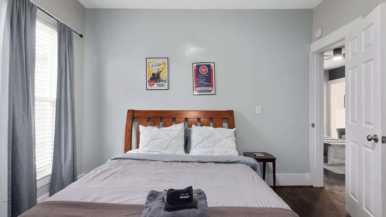 Photo of Bedroom in Lee's Summit