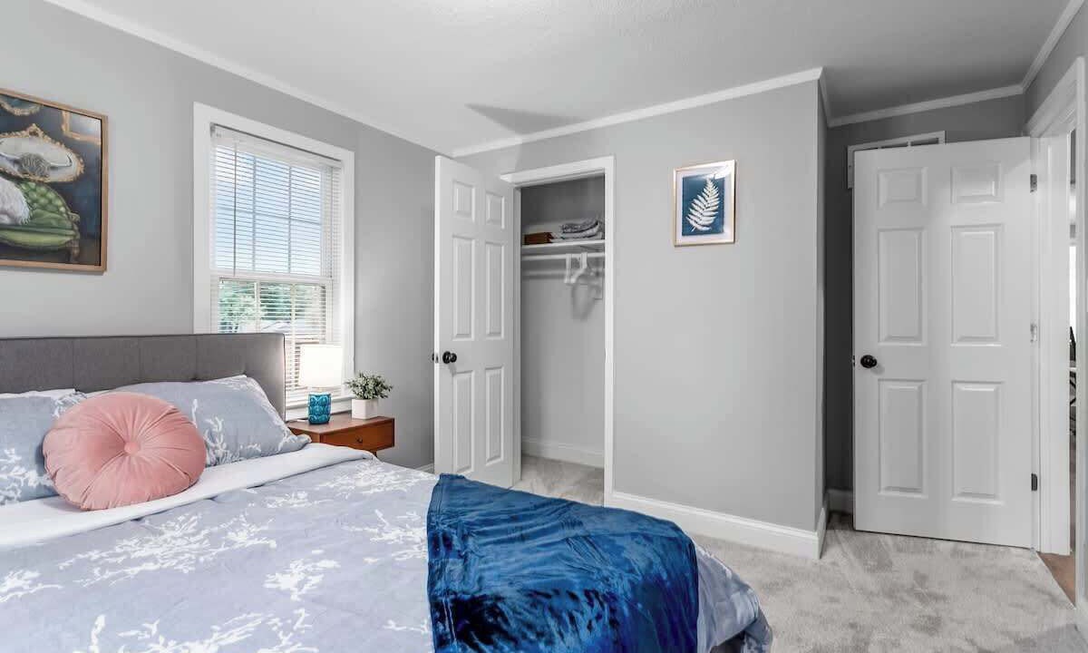 Photo of Bedroom in Overland Park