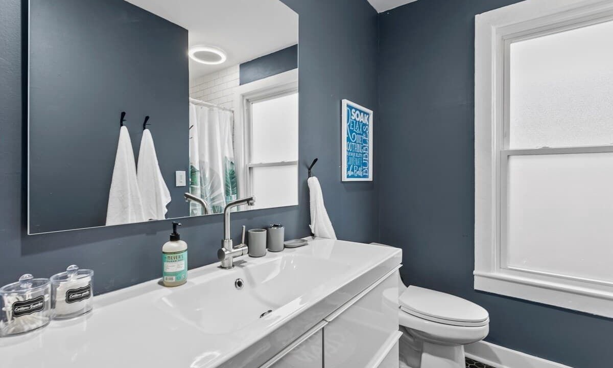 Photo of Bathroom in Union Hill