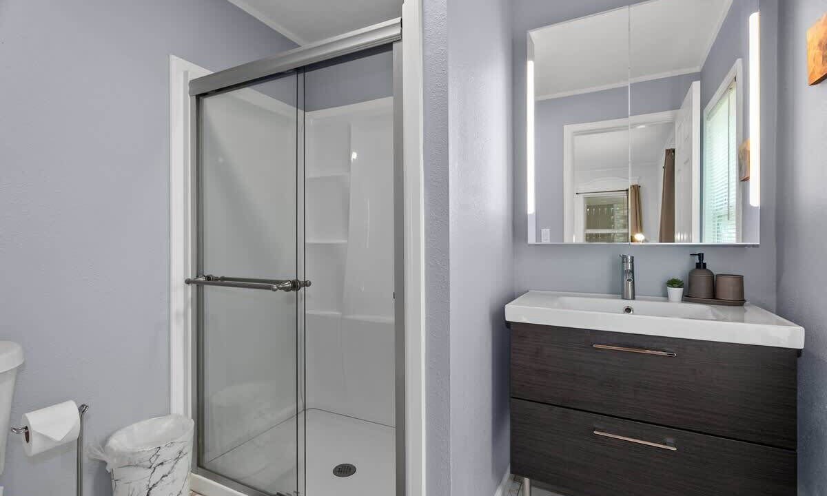 Photo of Bathroom in Rosedale