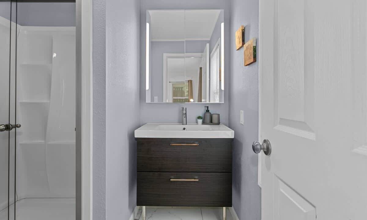 Photo of Bathroom in Rosedale
