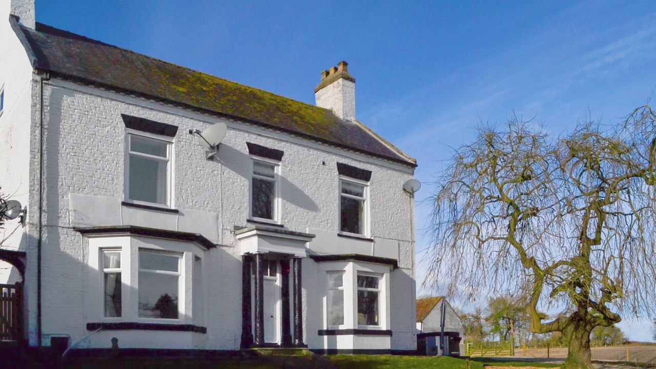 Photo of Outdoor in Buckton