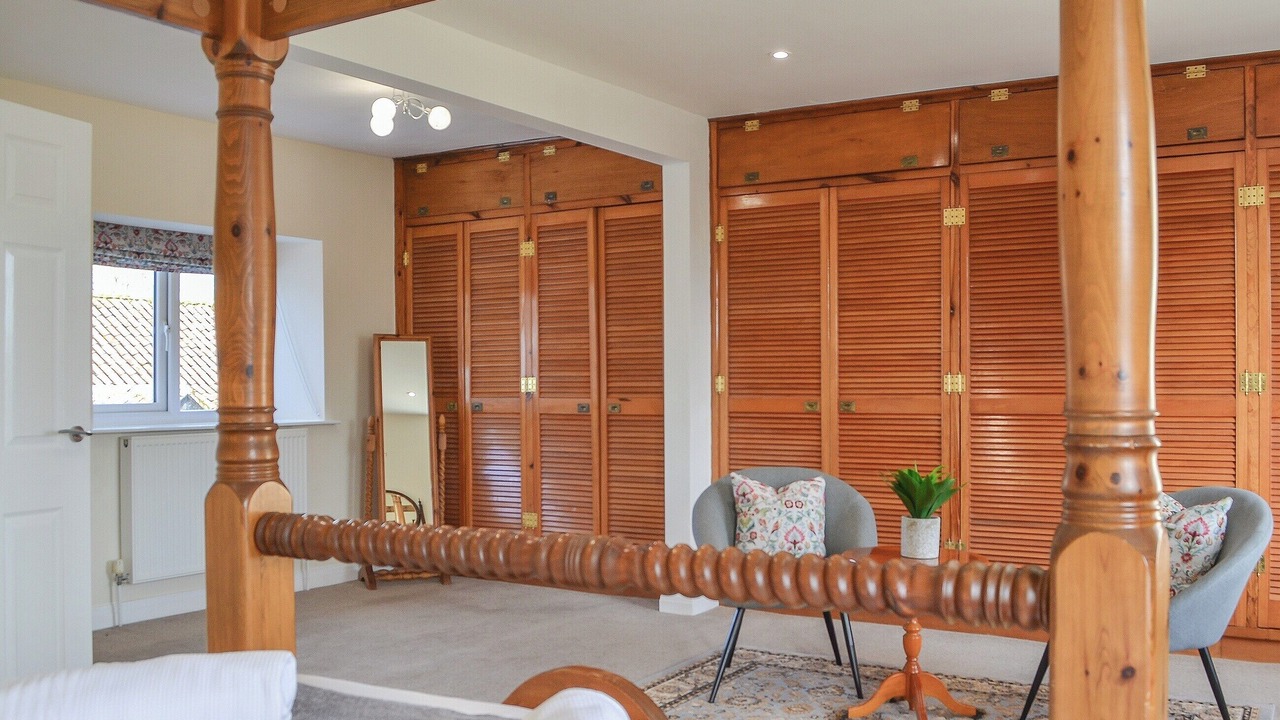 Photo of Others in Buckton