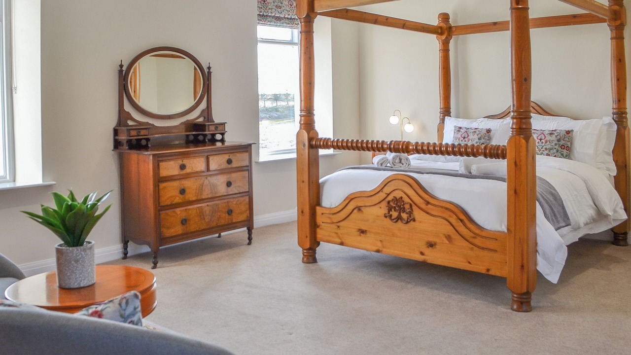 Photo of Others in Buckton