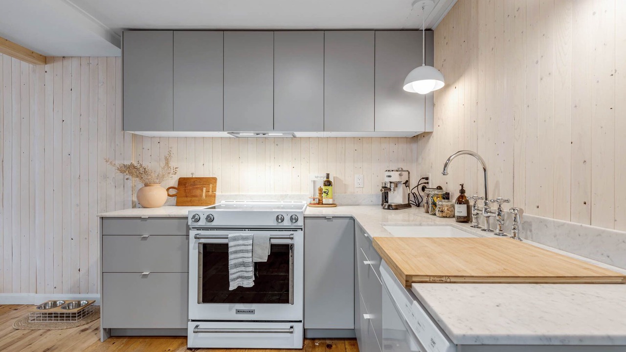 Photo of Kitchen in Saint-Augustin-de-Desmaures