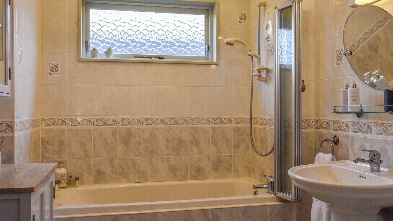 Photo of Bathroom in Aislaby