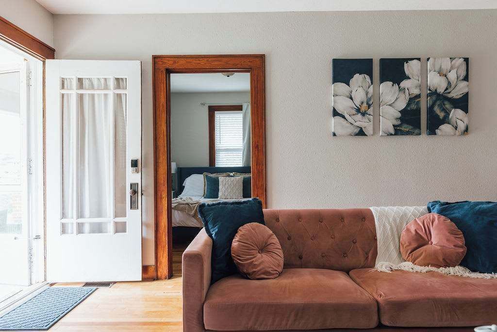 Photo of Livingroom in Johnson City