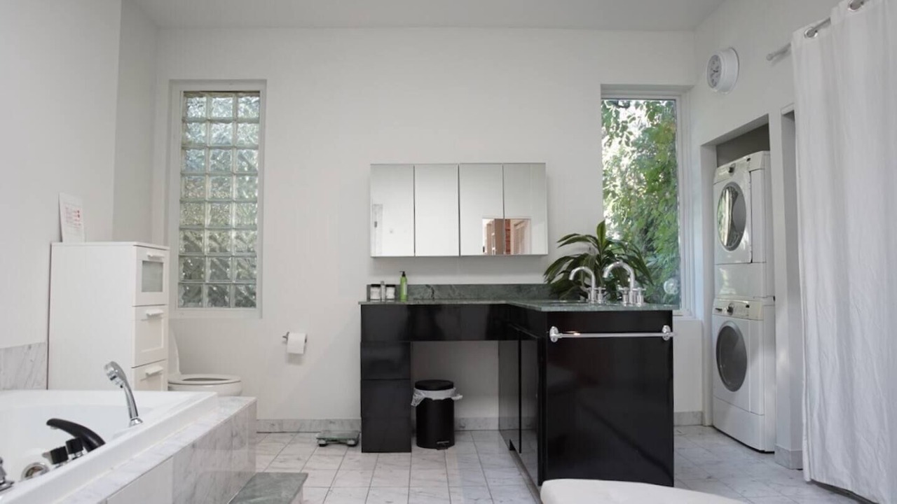 Photo of Bathroom in Old Town