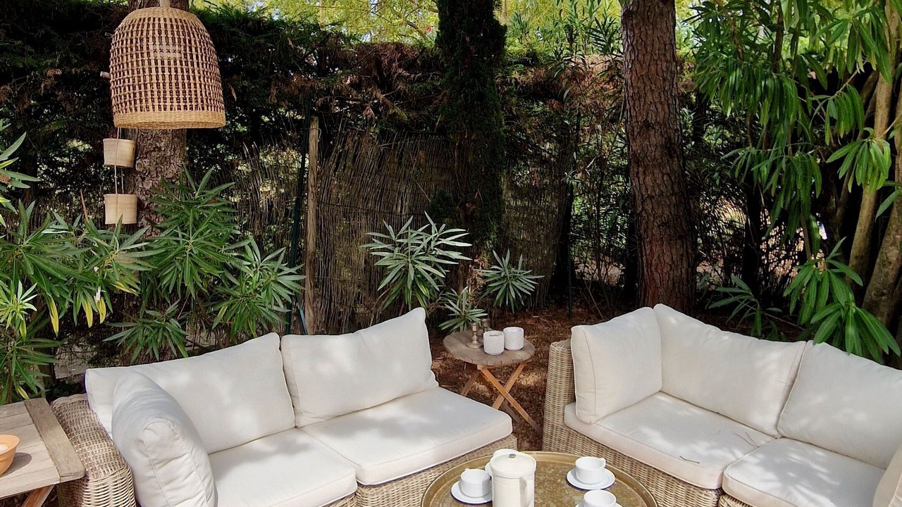 Photo of Outdoor in Margon