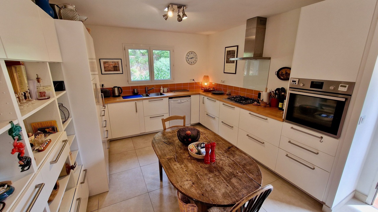 Photo of Kitchen in Margon