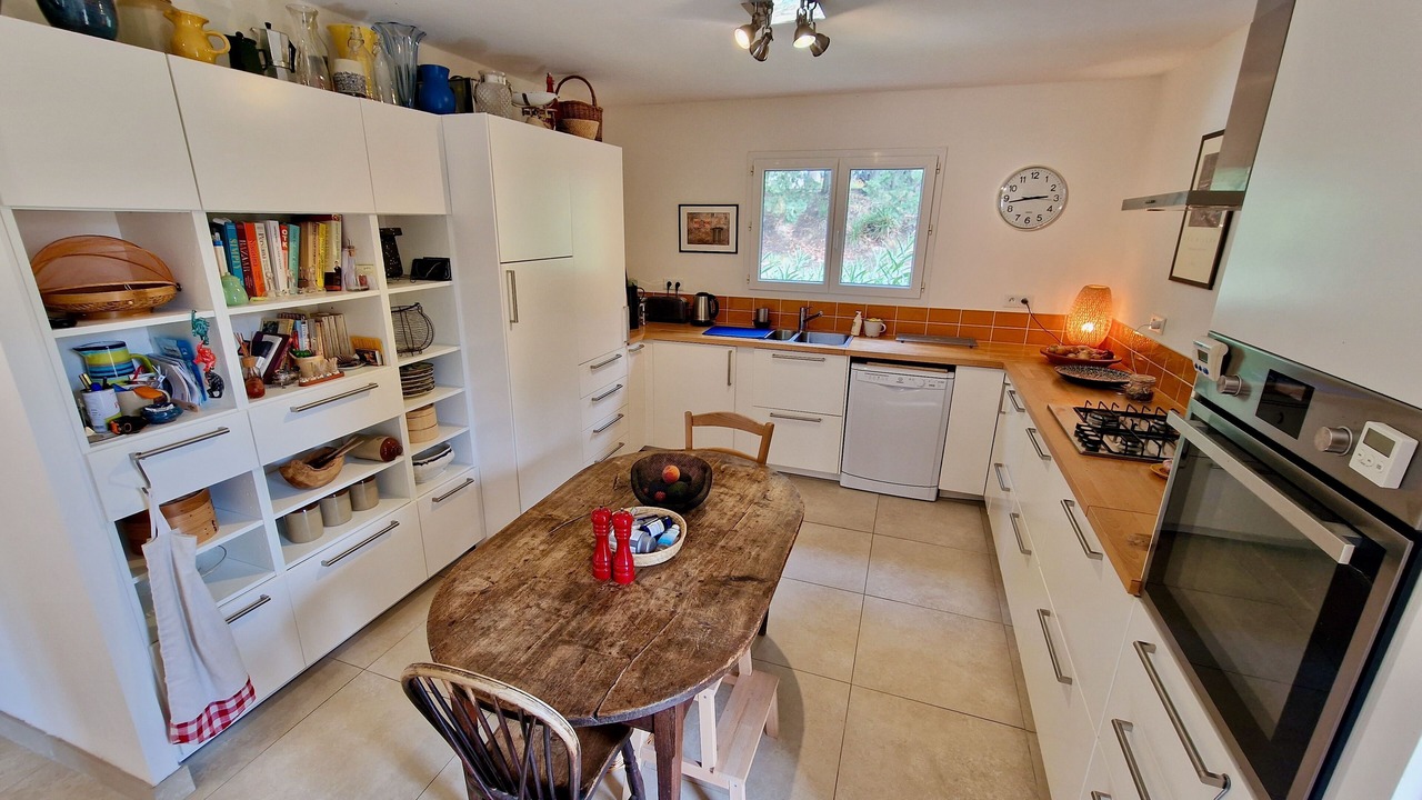 Photo of Kitchen in Margon