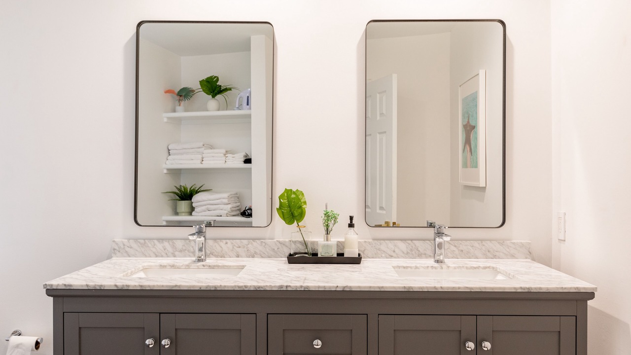 Photo of Bathroom in East Side