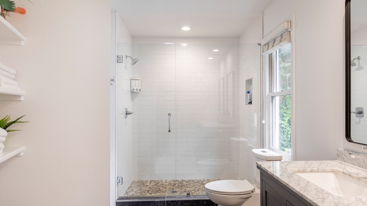 Photo of Bathroom in East Side