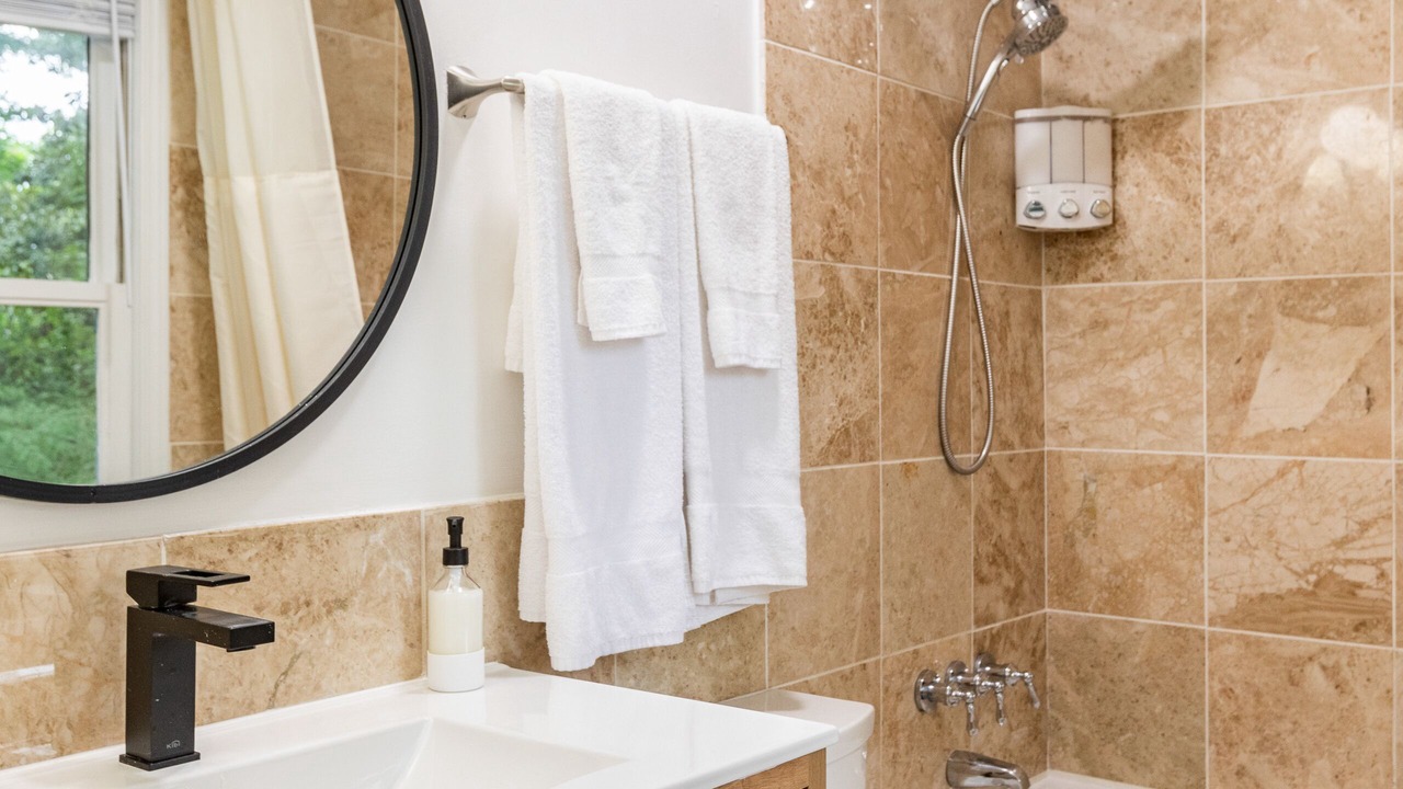 Photo of Bathroom in East Side